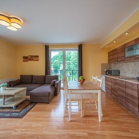 Rentplanet - Apartamenty Mickiewicza ชกลาร์สกา ปอเรมบา ภายนอก รูปภาพ