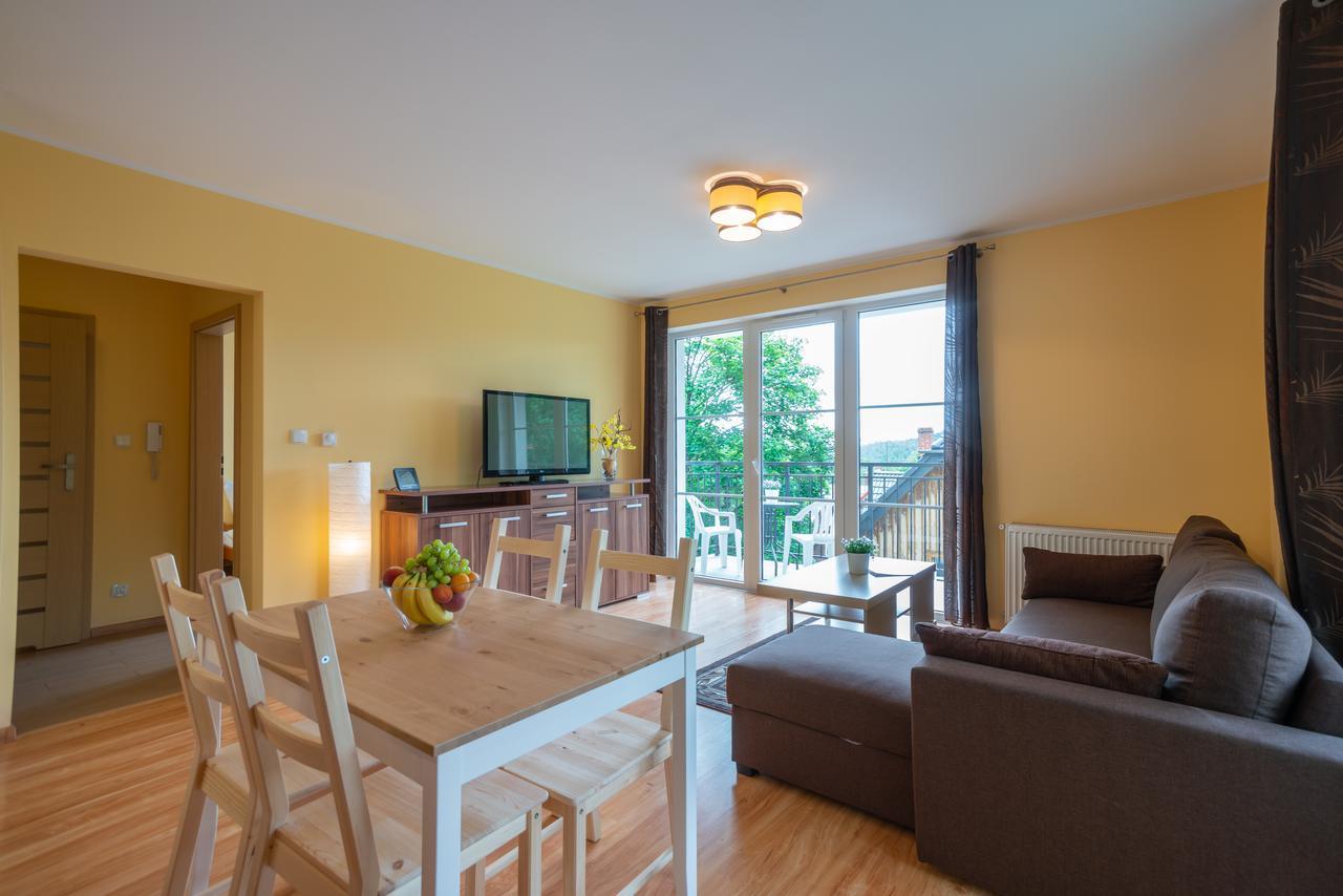 Rentplanet - Apartamenty Mickiewicza ชกลาร์สกา ปอเรมบา ภายนอก รูปภาพ